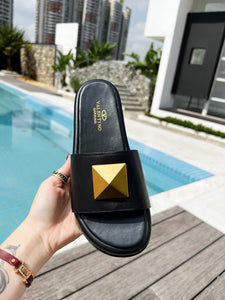 One Stud Slides