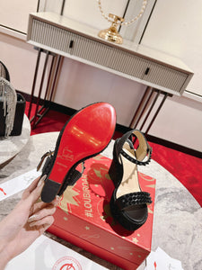 Madmonica Wedges