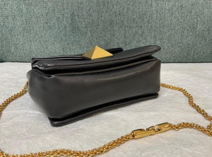 One Stud Chain Bag