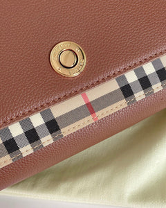 Note Crossbody Bag