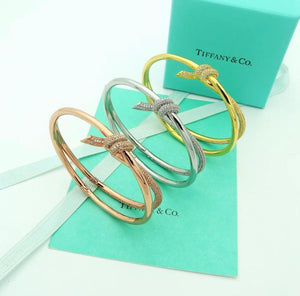 Knot Bracelet