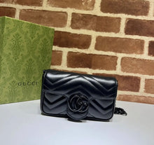 Load image into Gallery viewer, GG Marmont Belt Bag
