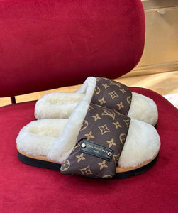 Slipper Pillow Mules