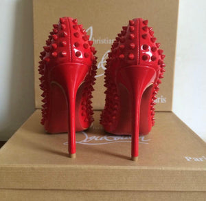 Pigalle Spikes