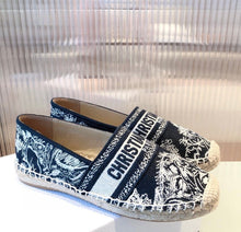 Load image into Gallery viewer, Granville Espadrilles
