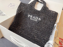 Load image into Gallery viewer, Raffia Tote
