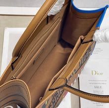 Load image into Gallery viewer, Leather Book Tote
