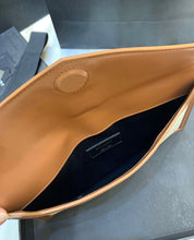 Load image into Gallery viewer, Uptown Pouch
