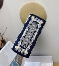 Load image into Gallery viewer, Lady D Medium
