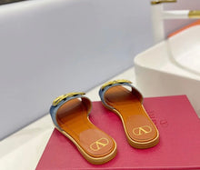 Load image into Gallery viewer, V Logo Denim Sandals
