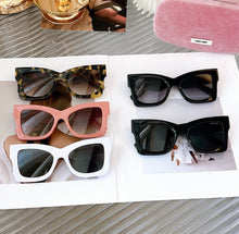 Load image into Gallery viewer, Logo Sunglasses
