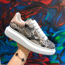 Load image into Gallery viewer, Oversized Sneaker Snakeskin
