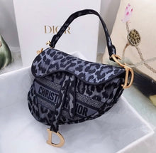 Load image into Gallery viewer, Saddle Bag
