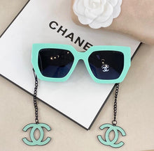 Load image into Gallery viewer, CC Chain Sunglasses
