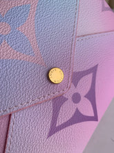 Load image into Gallery viewer, Pochette Kirigami
