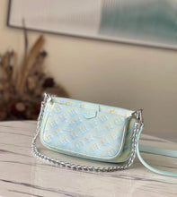 Load image into Gallery viewer, Stardust Multi Pochette
