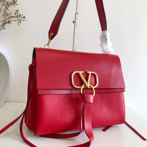 V Ring Shoulder Bag