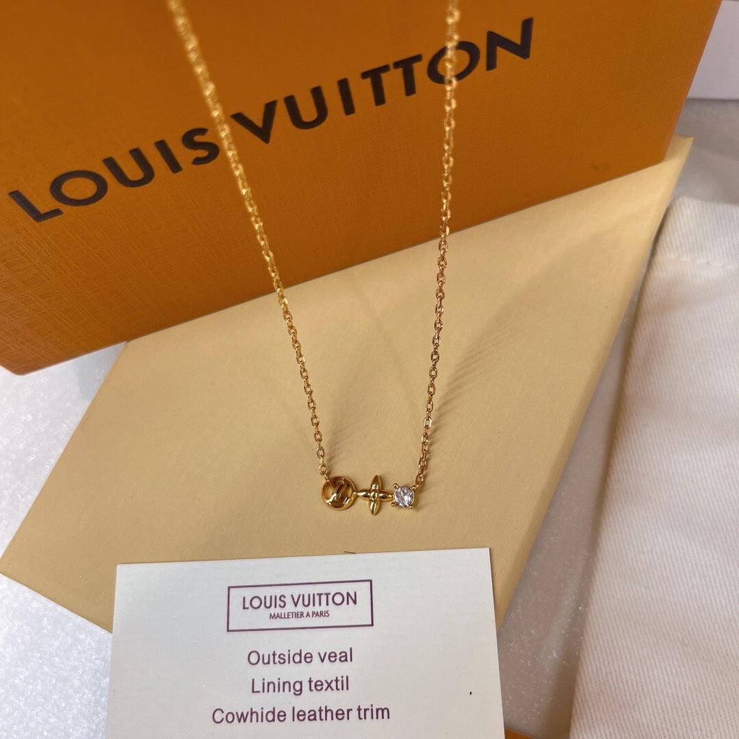 Louis Necklace