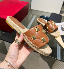 Load image into Gallery viewer, Roman Stud Slide Sandals
