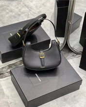 Load image into Gallery viewer, Le Fermoir Hobo
