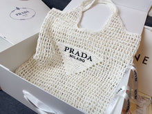 Load image into Gallery viewer, Raffia Tote
