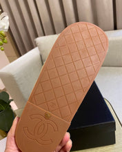 Load image into Gallery viewer, CC Rope Sandals
