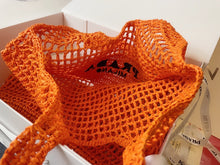 Load image into Gallery viewer, Raffia Tote
