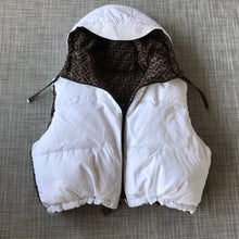 Load image into Gallery viewer, Reversible Oversized Gilet
