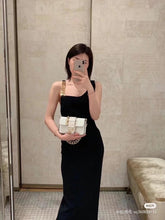 Load image into Gallery viewer, Brooch Mini Baguette
