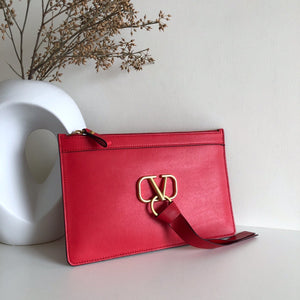 V Ring Pouch