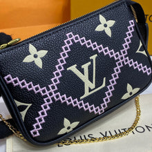 Load image into Gallery viewer, Mini Pochette
