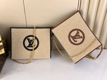 Load image into Gallery viewer, Raffia Clutch
