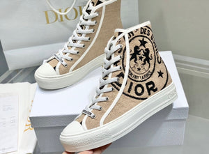 Walk n Dior