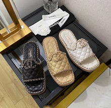 Load image into Gallery viewer, CC Chain Sandals
