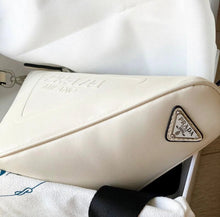 Load image into Gallery viewer, Triangle Shoulder Bag
