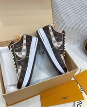 Load image into Gallery viewer, Monogram AF1
