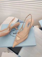Load image into Gallery viewer, Logo Mesh Pumps
