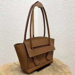 Arco Tote